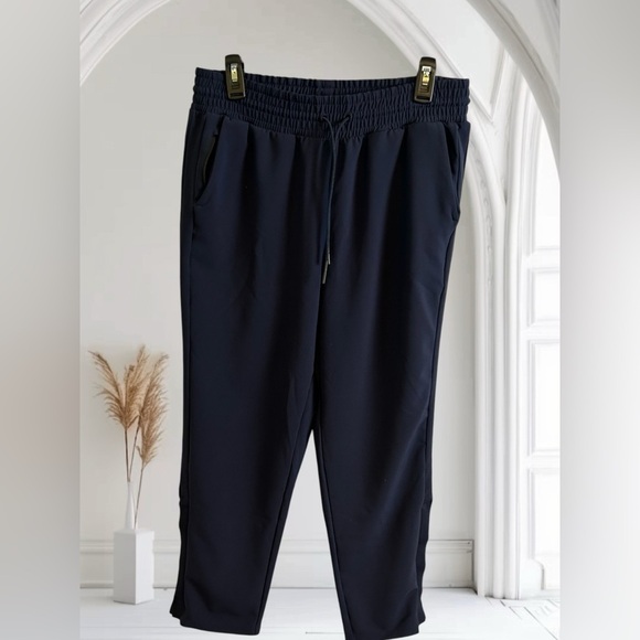 Athleta Metropolis Straight leg navy blue active pants size 10 athleisure work - Picture 1 of 13